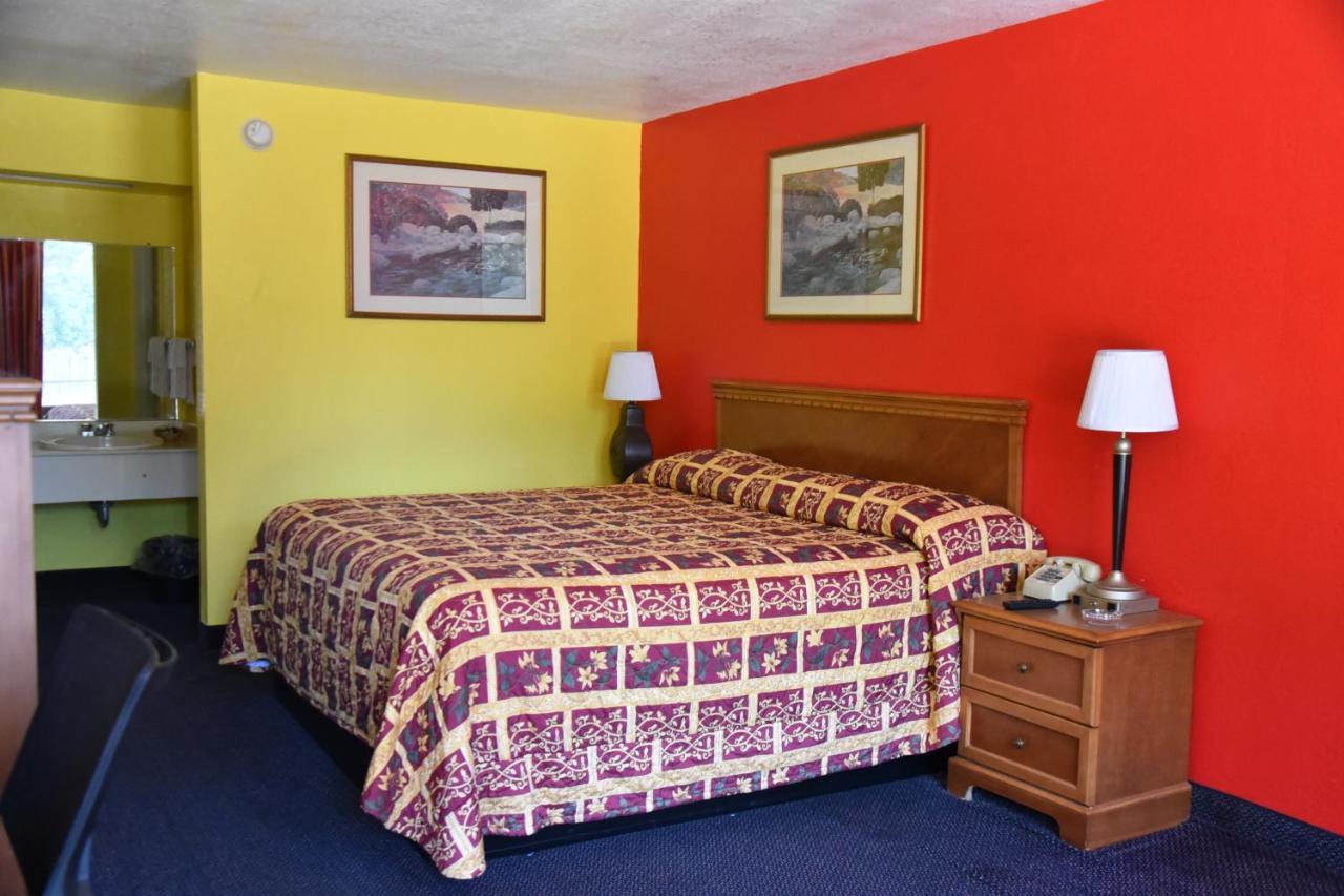 Homeplace Inn Jacksonville Экстерьер фото