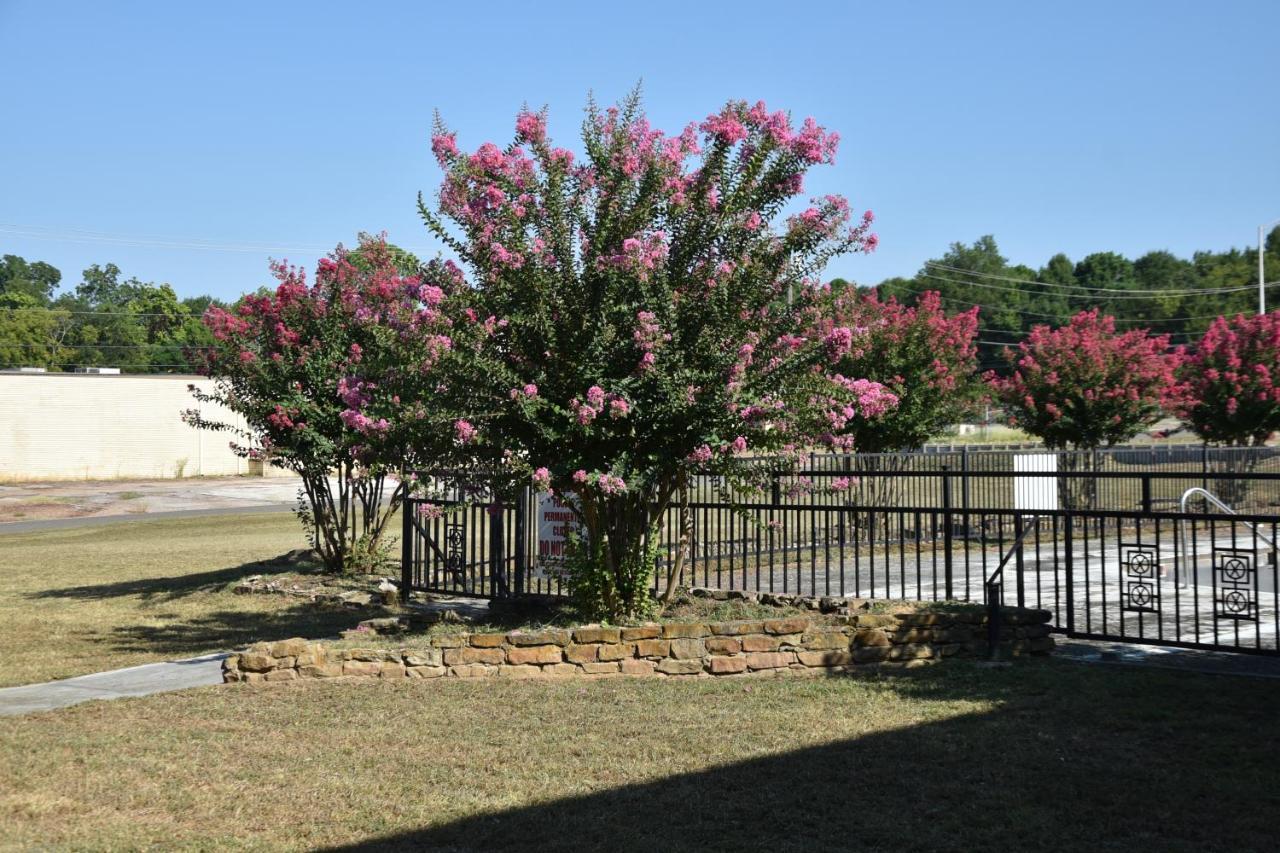 Homeplace Inn Jacksonville Экстерьер фото